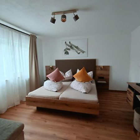 Haus Felix Apartment Pettneu am Arlberg Exterior photo